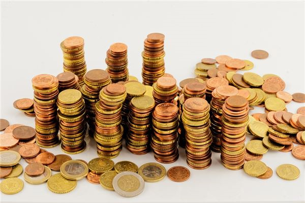 2041年10月15日财神方位揭秘：正东方的招财秘诀与吉祥方位分析