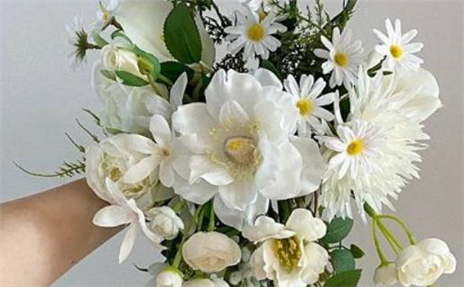 2031年01月06日老黄历适合婚嫁吗