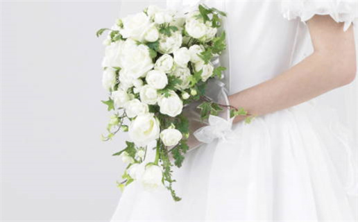 今天农历二〇四七年四月初七黄历领结婚证不适宜吗,领证吉日