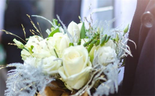 2030年08月31日领证黄历查询