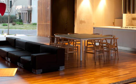 2029年02月25日乔迁黄历查询