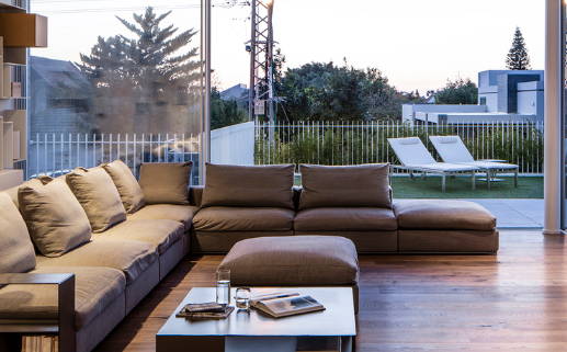 2027年01月06日乔迁黄历查询