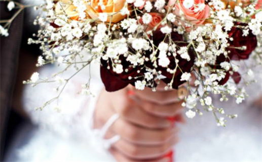 2030年11月30日乔迁黄历查询