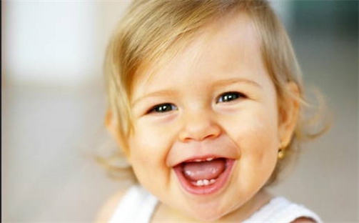 李姓女宝宝稳重大气名字大全，含详细五行分析