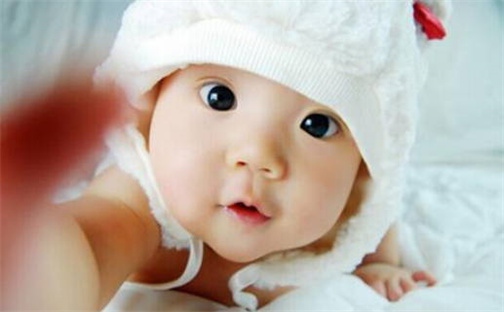 胡姓2026年06月30日出生的女宝宝取名攻略：名字怎么取才吉利？