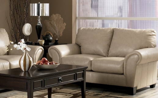 2028年10月17日装修黄历查询